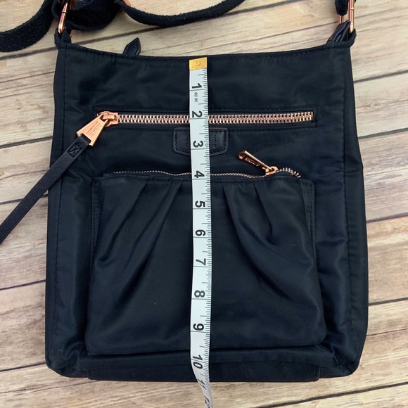 AMIEE Kestenberg Crossbody Purse - Picture 3 of 8